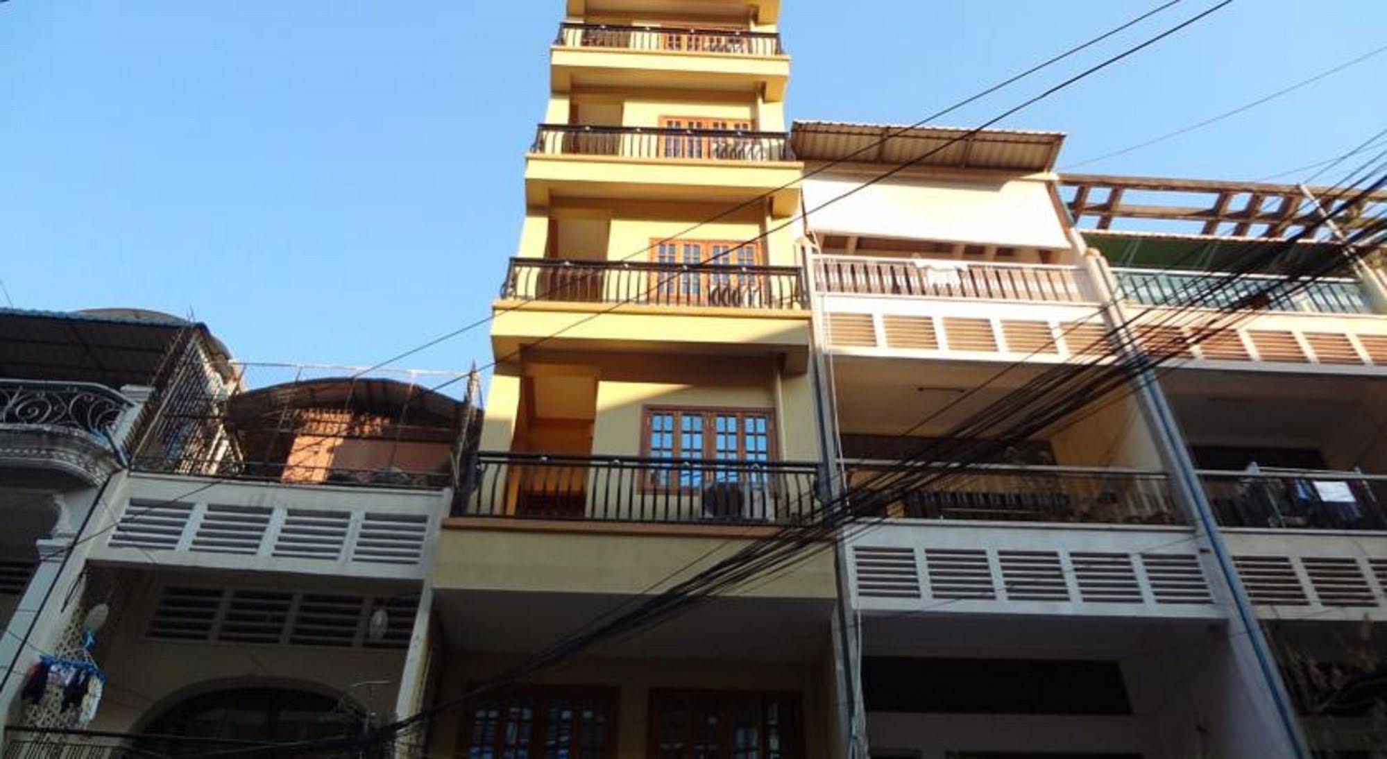 Dynsey Boutique Hotel Phnom Penh Exterior foto